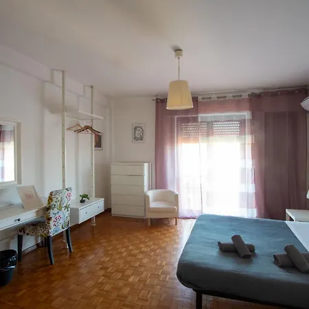 Guest House Ca' Lou Al Teatro 2*