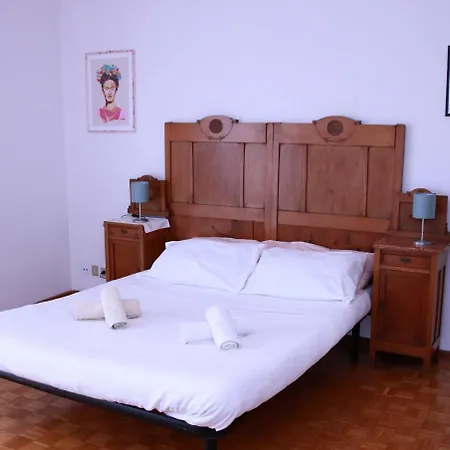 Ca' Lou Al Teatro ゲストハウス ヴィチェンツァ